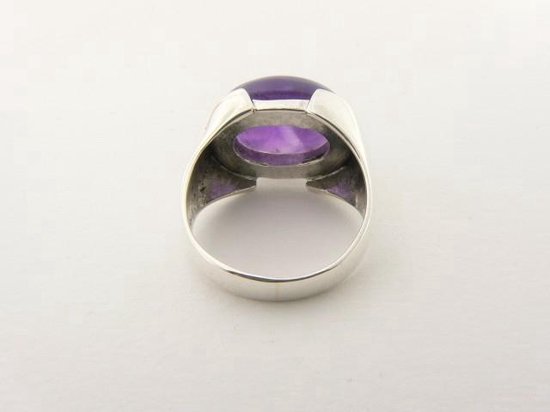Zilveren ring met grote amethist afbeelding 3