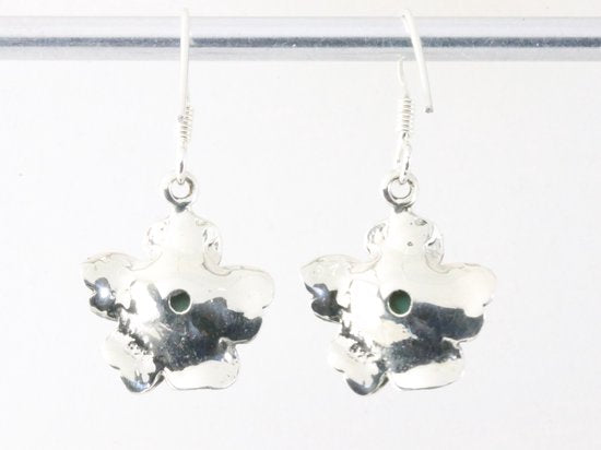 Bloemvormige zilveren oorbellen met groene turkoois afbeelding 2