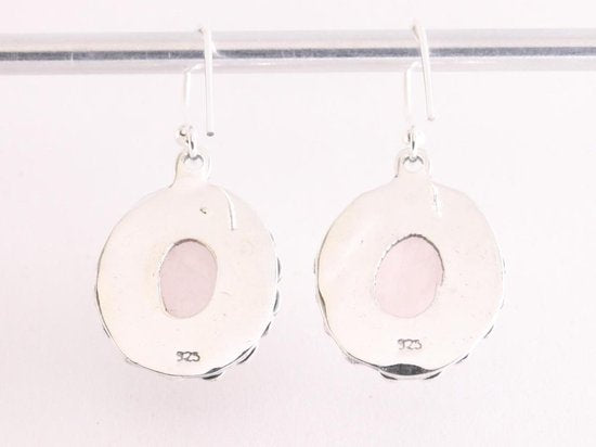 Bewerkte zilveren oorbellen met rozenkwarts afbeelding 3