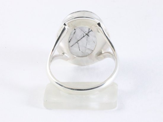 Hoogglans zilveren ring met zwarte rutielkwarts afbeelding 3