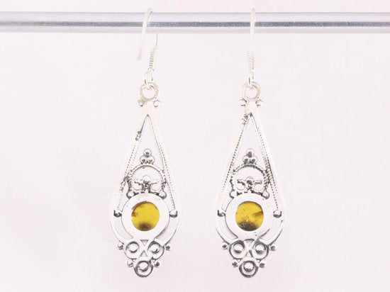 Lange opengewerkte zilveren oorbellen met amber afbeelding 3