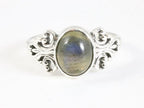 Fijne bewerkte zilveren ring met labradoriet afbeelding 4