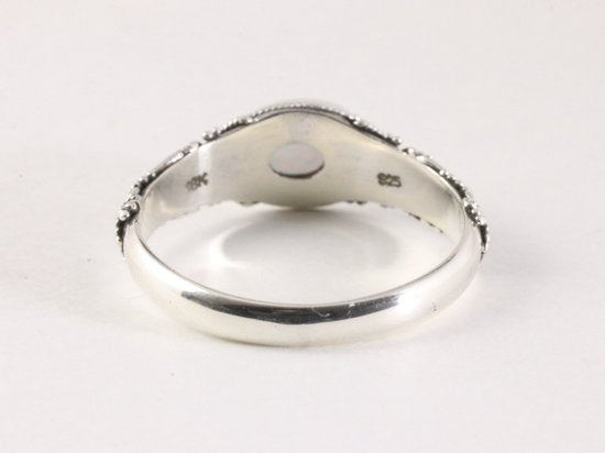 Fijn bewerkte zilveren ring met welo opaal en 18k gouden decoraties afbeelding 3