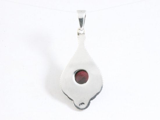 Bewerkte zilveren hanger met granaat afbeelding 3