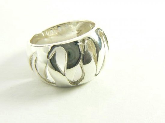 Opengewerkte zilveren ring afbeelding 1