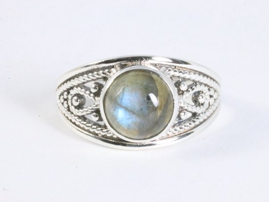 Opengewerkte zilveren ring met labradoriet afbeelding 4