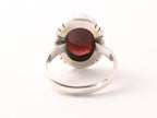 Ovale zilveren ring met granaat afbeelding 3