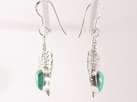 Opengewerkte zilveren oorbellen met malachiet afbeelding 2