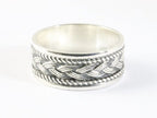 Zilveren ring met vlechtmotief en kabelpatronen afbeelding 1
