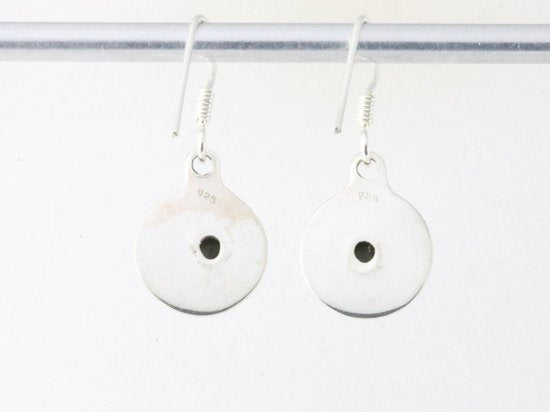 Fijne bewerkte ronde zilveren oorbellen met dalmatier jaspis afbeelding 2