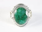 Bewerkte zilveren ring met smaragd afbeelding 4