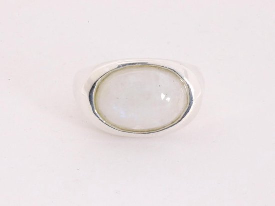 Zilveren ring met regenboog maansteen afbeelding 2