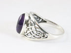 Opengewerkte zilveren ring met amethist afbeelding 2