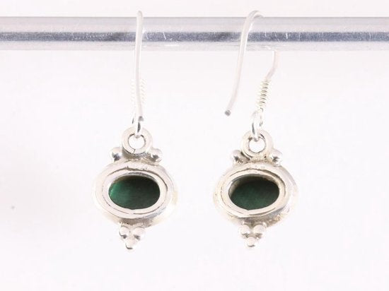 Fijne bewerkte zilveren oorbellen met malachiet afbeelding 3