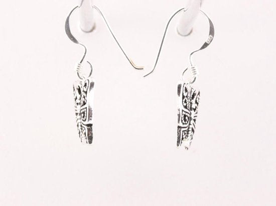 Fijne zilveren vlinder oorbellen afbeelding 2