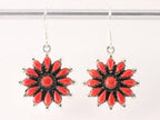 Bloemvormige zilveren oorbellen met rode koraal steen afbeelding 4