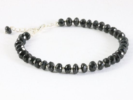 Armband van onyx en zilveren kralen afbeelding 2