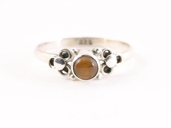 Fijne bewerkte zilveren ring met tijgeroog afbeelding 4