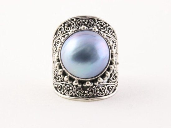Traditionele grote bewerkte zilveren ring met Tahiti parel afbeelding 4