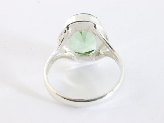 Hoogglans zilveren ring met groene amethist afbeelding 3