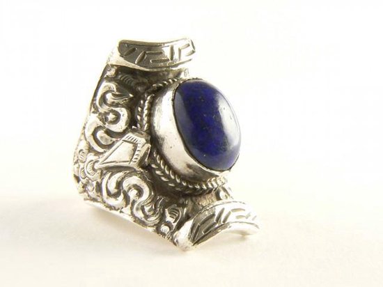 Bewerkte zilveren zadelring met lapis lazuli afbeelding 1