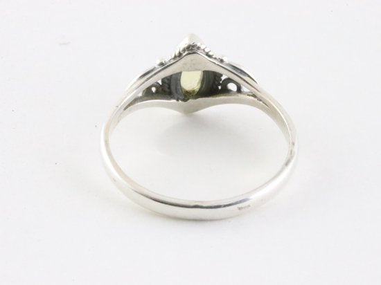 Fijne bewerkte zilveren ring met citrien afbeelding 3