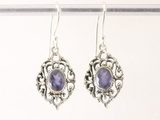 Opengewerkte zilveren oorbellen met ioliet afbeelding 4