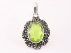 Bewerkte zilveren hanger met peridoot afbeelding 4