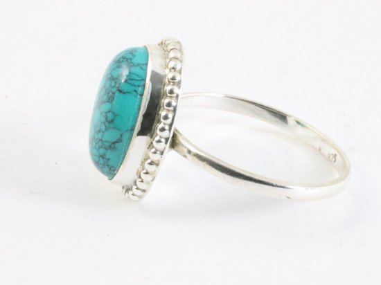 Bewerkte ovale zilveren ring met turkoois afbeelding 2