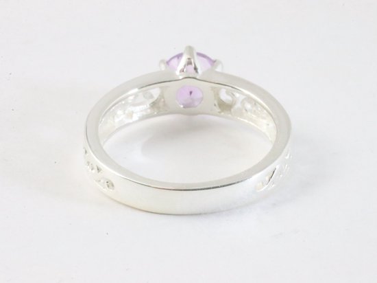 Fijne opengewerkte zilveren ring met amethist afbeelding 3