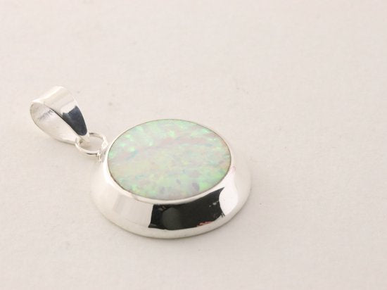 Ronde hoogglans zilveren hanger met welo opaal afbeelding 2