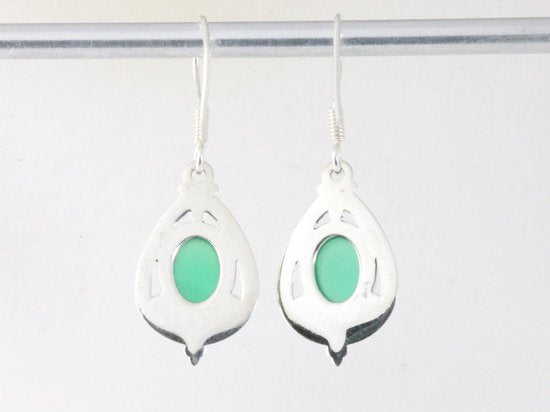 Opengewerkte zilveren oorbellen met groene onyx afbeelding 2