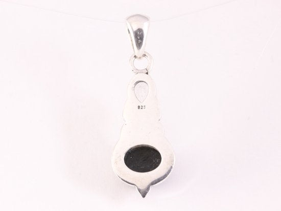Bewerkte zilveren hanger met onyx en bergkristal afbeelding 3