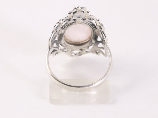 Opengewerkte zilveren ring met rozenkwarts afbeelding 3