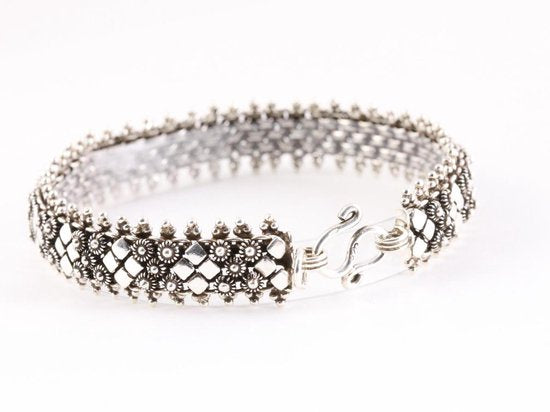 Brede fijn bewerkte zilveren schakelarmband afbeelding 3