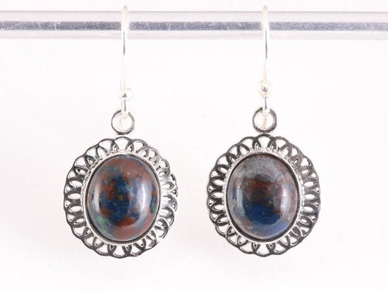Opengewerkte zilveren oorbellen met azuriet afbeelding 1