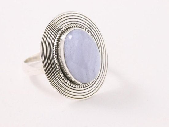 Bewerkte ovale zilveren ring met blauwe lace agaat afbeelding 1