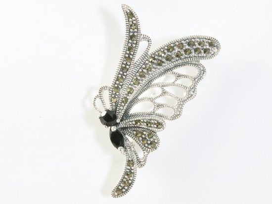 Opengewerkte zilveren vlinder broche met onyx en marcasiet afbeelding 3