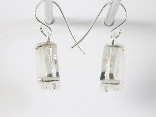 Zilveren oorbellen met regenboog maansteen afbeelding 2