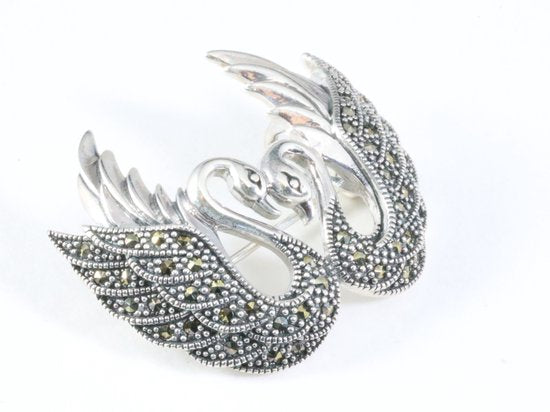 Zilveren zwanen broche met marcasiet afbeelding 2