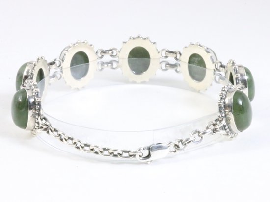 Zware bewerkte zilveren armband met jade afbeelding 2