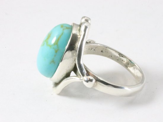 Bewerkte zilveren ring met turkoois afbeelding 2