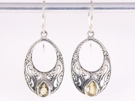 Opengewerkte zilveren oorbellen met citrien afbeelding 1