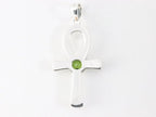 Bewerkte zilveren ankh hanger met peridoot afbeelding 3