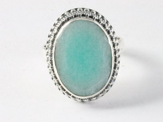 Zware bewerkte zilveren ring met smaragd afbeelding 4