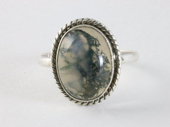 Bewerkte ovale zilveren ring met mosagaat afbeelding 4