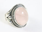 Zware bewerkte zilveren ring met rozenkwarts afbeelding 1
