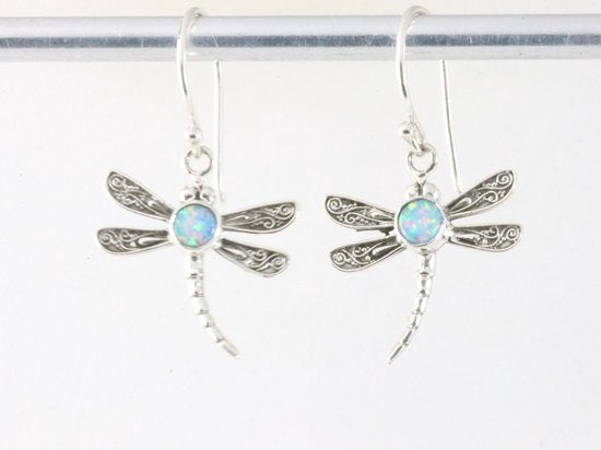 Fijne zilveren libelle oorbellen met Australische opaal afbeelding 3