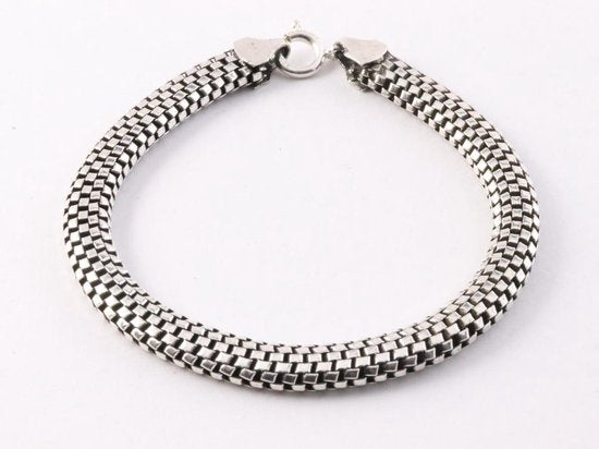 Gevlochten zilveren armband afbeelding 1