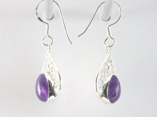 Opengewerkte zilveren oorbellen met lapis lazuli afbeelding 2